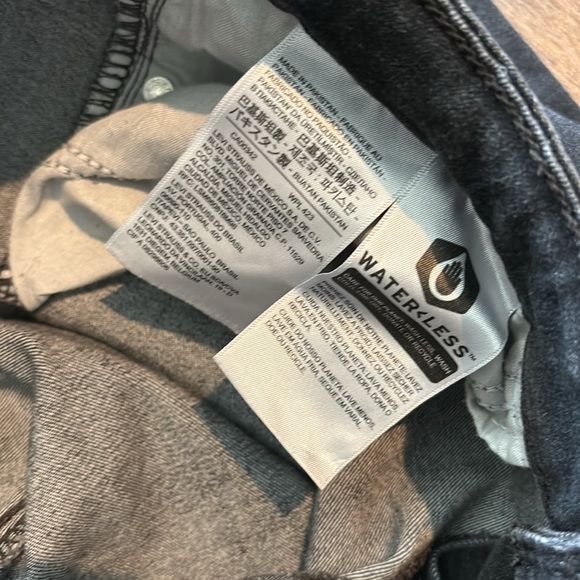 Classic Mid Rise Skinny Jeans Levi’s Size 12 - Picture 7 of 8